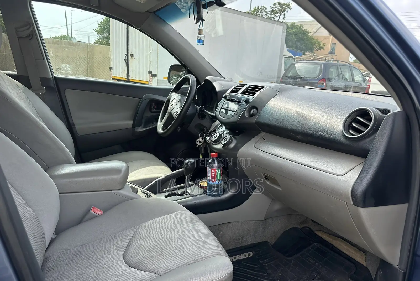 Toyota RAV4 2010 Blue