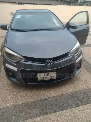 Toyota Corolla S Plus 4dr Sedan (1.8L 4cyl CVT) 2015 Green