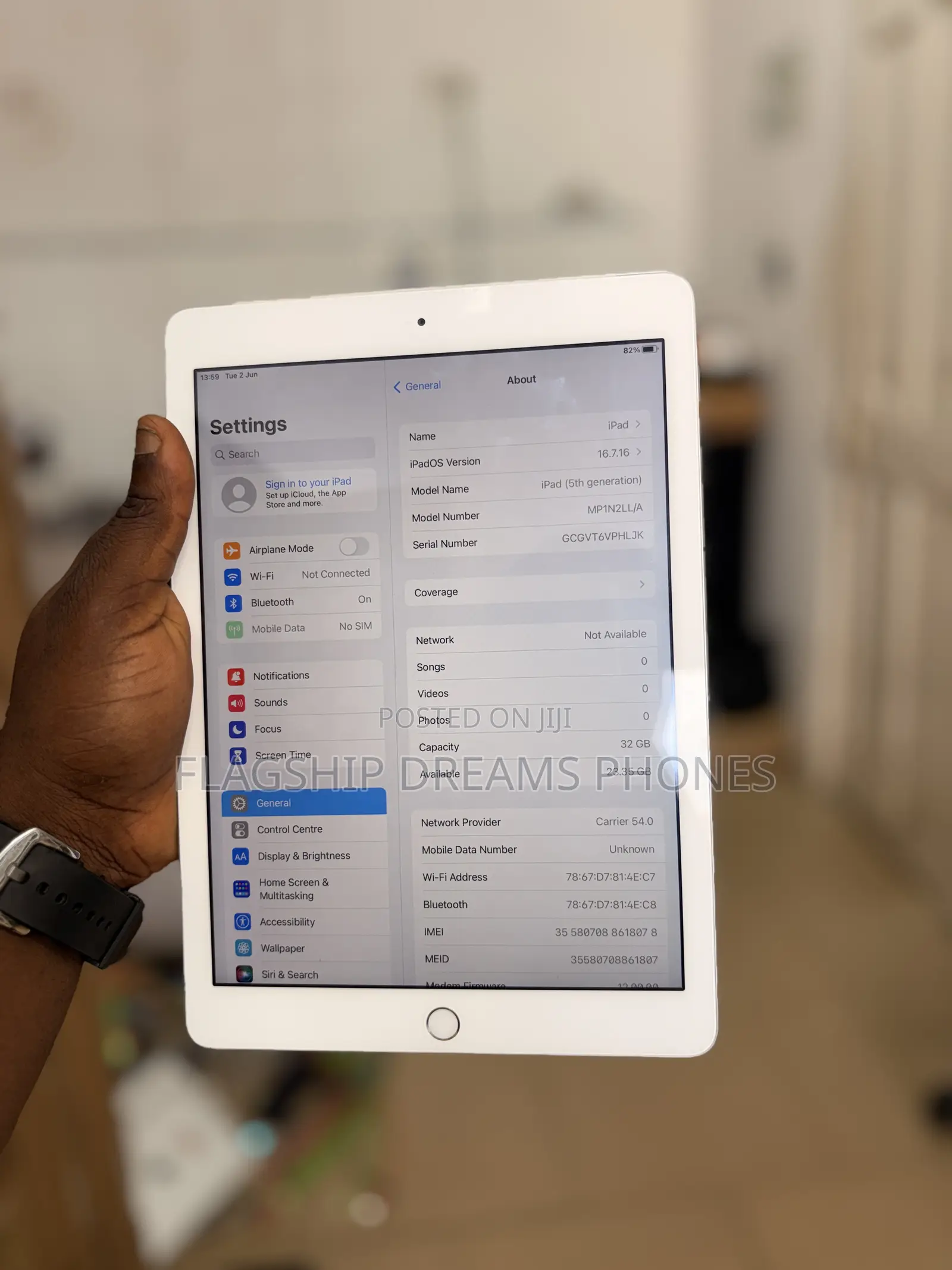 Apple iPad 9.7 32 GB Silver