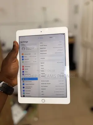 Apple iPad 9.7 32 GB Silver