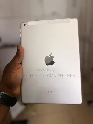 Apple iPad 9.7 32 GB Silver
