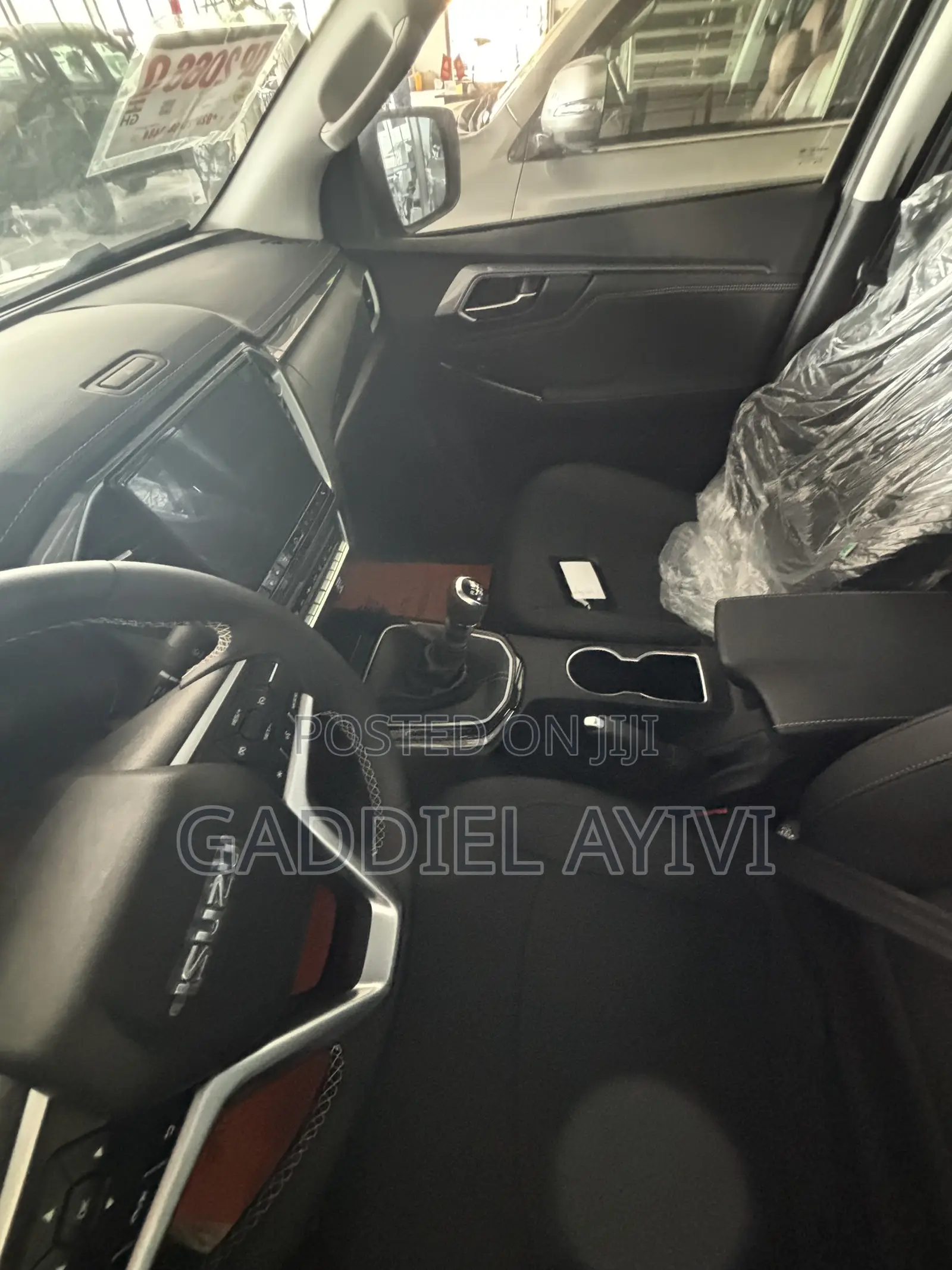 New Isuzu D-MAX 2025 Black