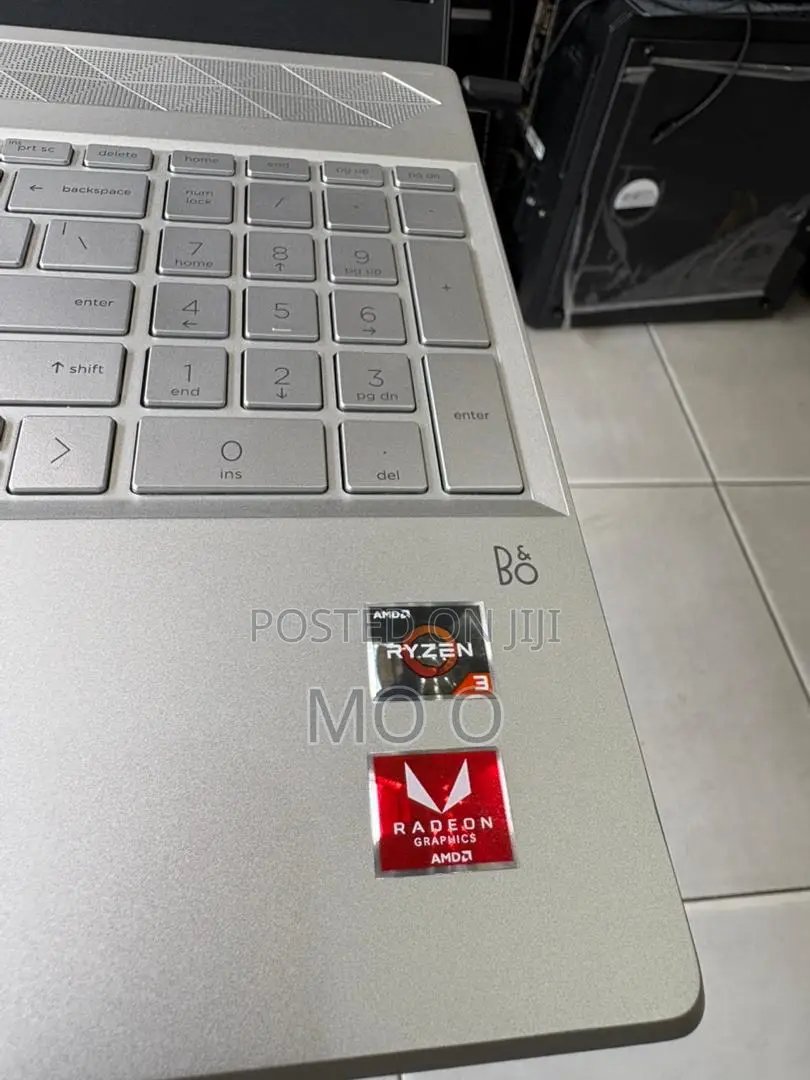 Laptop HP Pavilion 15 8GB AMD Ryzen 3 SSD 256GB