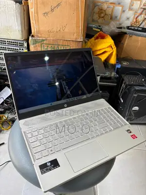 Laptop HP Pavilion 15 8GB AMD Ryzen 3 SSD 256GB