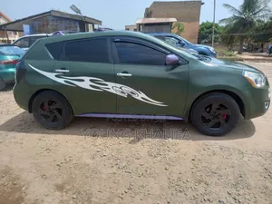 Pontiac Vibe 2010 Green
