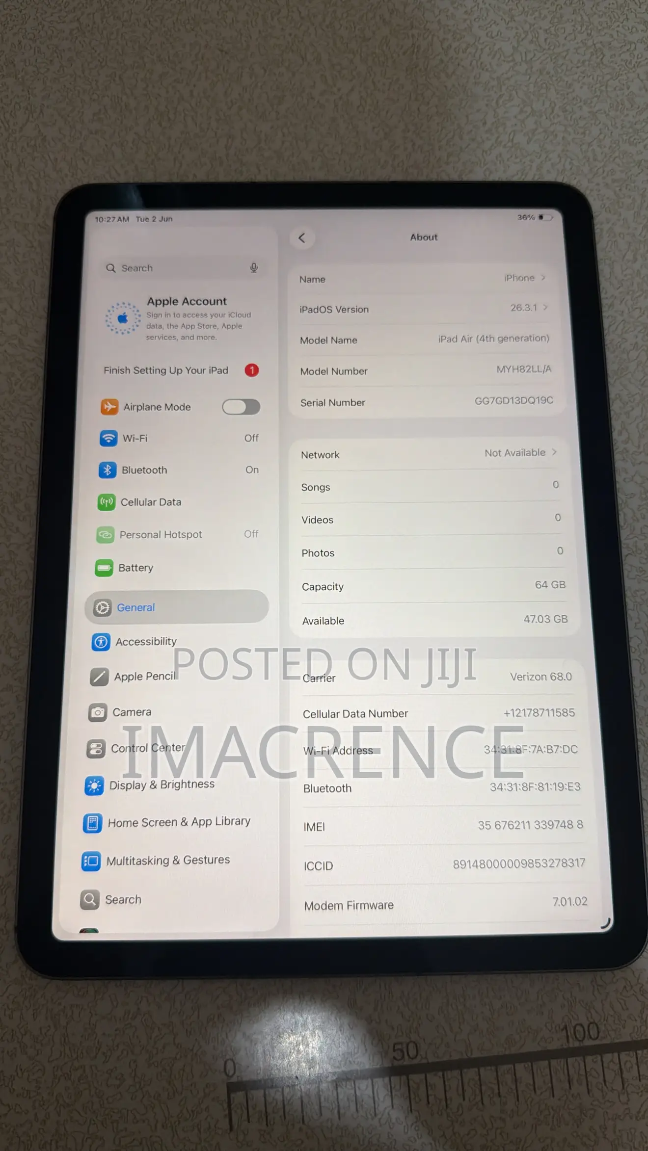 Apple iPad Air (2022) 64 GB Gray