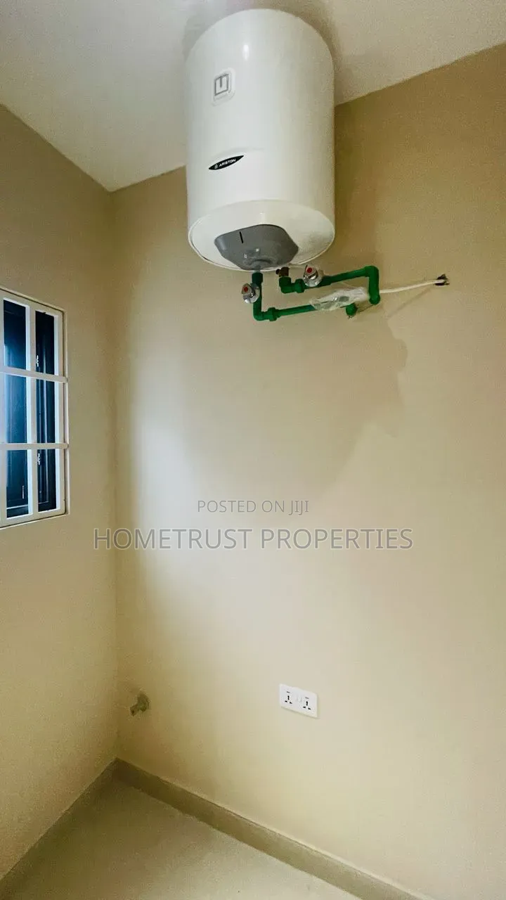 3bdrm House in Ablekuma Ga Odumase, Pentecost for sale