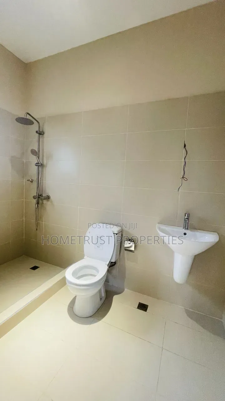 3bdrm House in Ablekuma Ga Odumase, Pentecost for sale