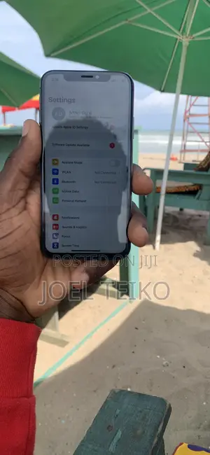 Apple iPhone X 64 GB Black