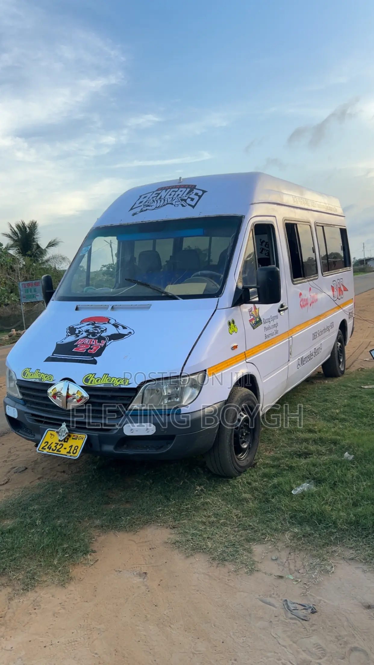 Mercedes-Benz Sprinter 2000 White