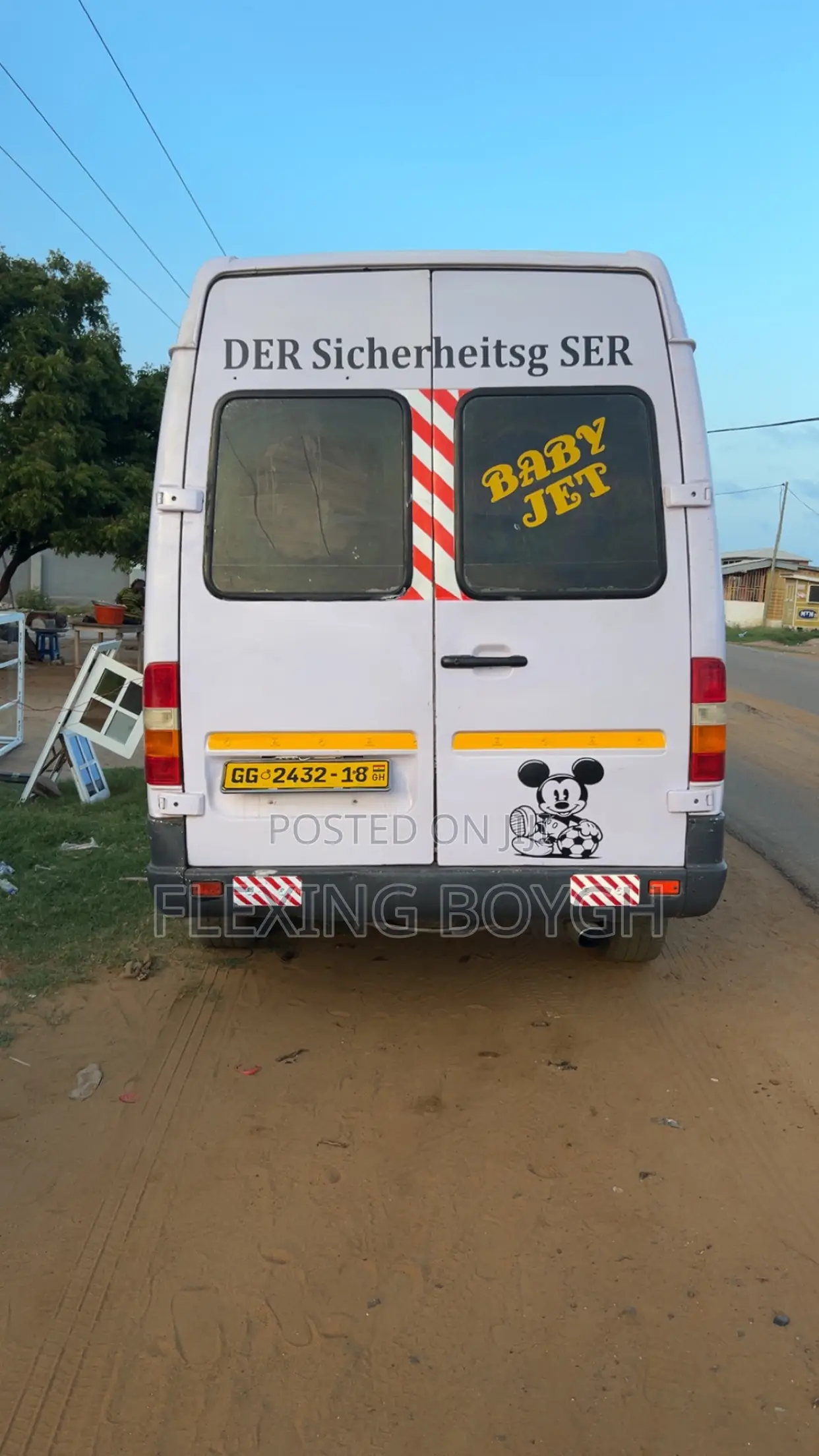 Mercedes-Benz Sprinter 2000 White