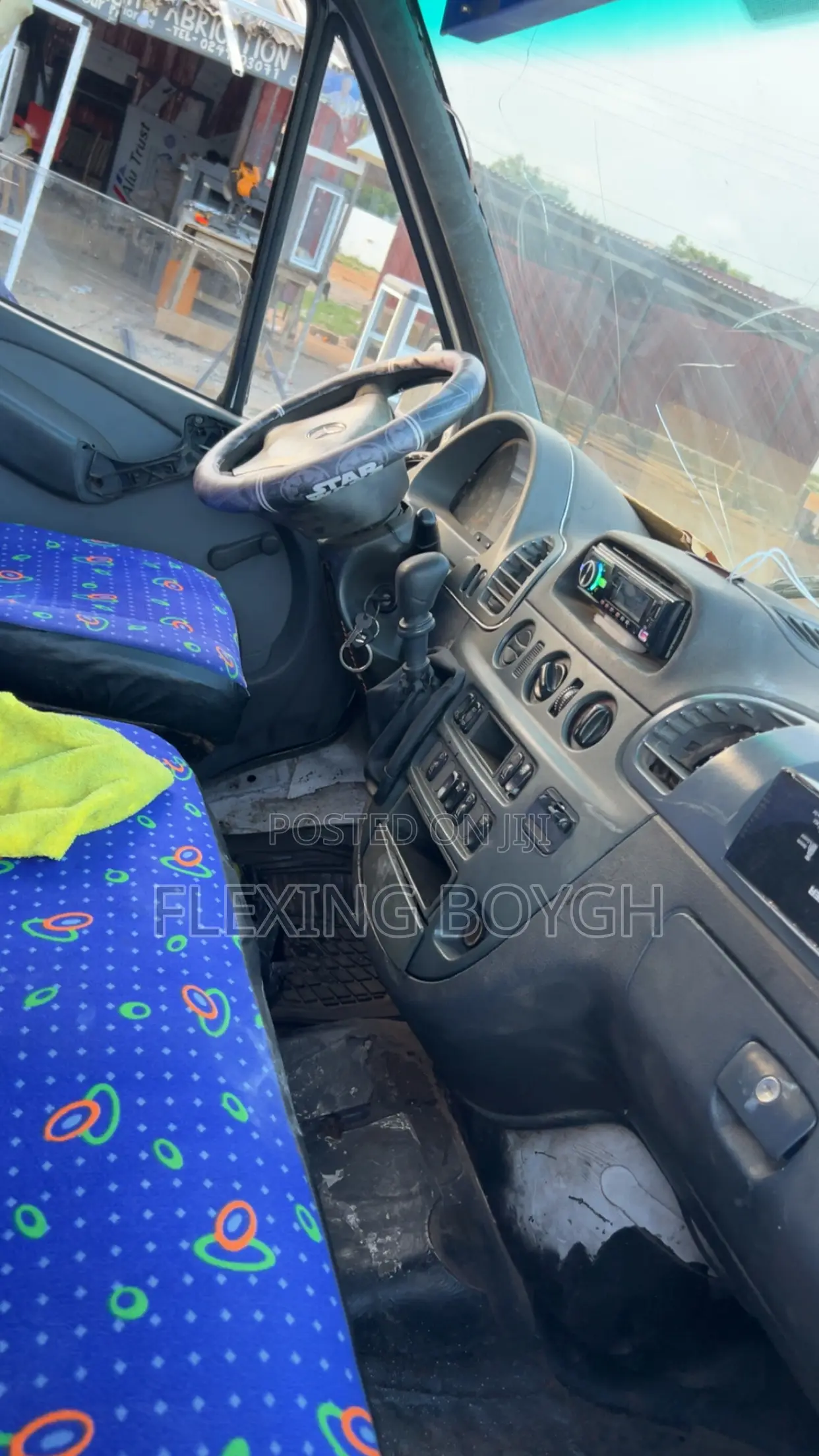 Mercedes-Benz Sprinter 2000 White