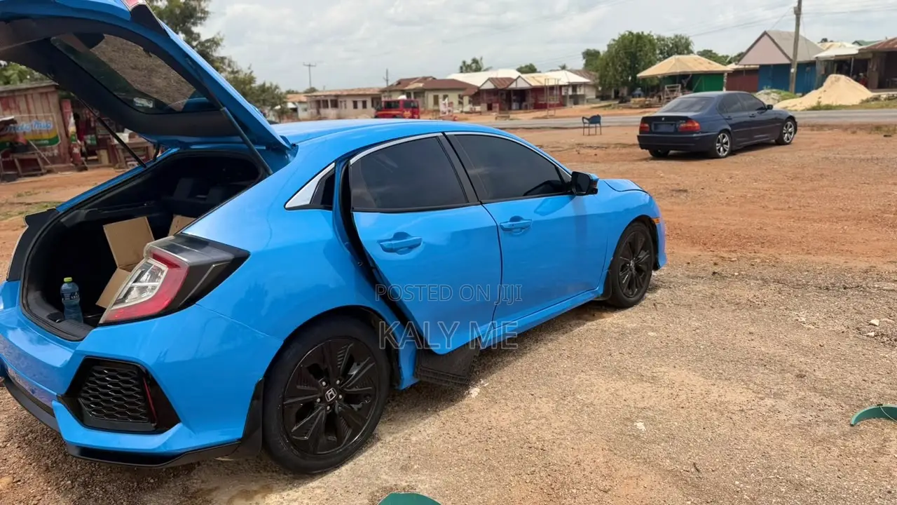 Honda Civic EX-L w/Navi Hatchback 2018 Blue