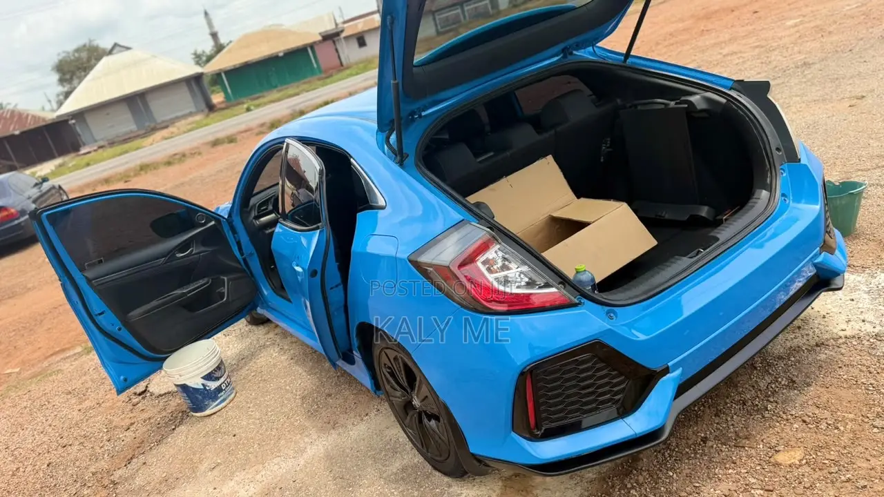 Honda Civic EX-L w/Navi Hatchback 2018 Blue
