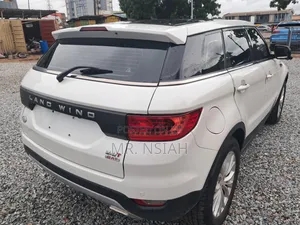 Land Rover Range Rover Vogue 2016 White