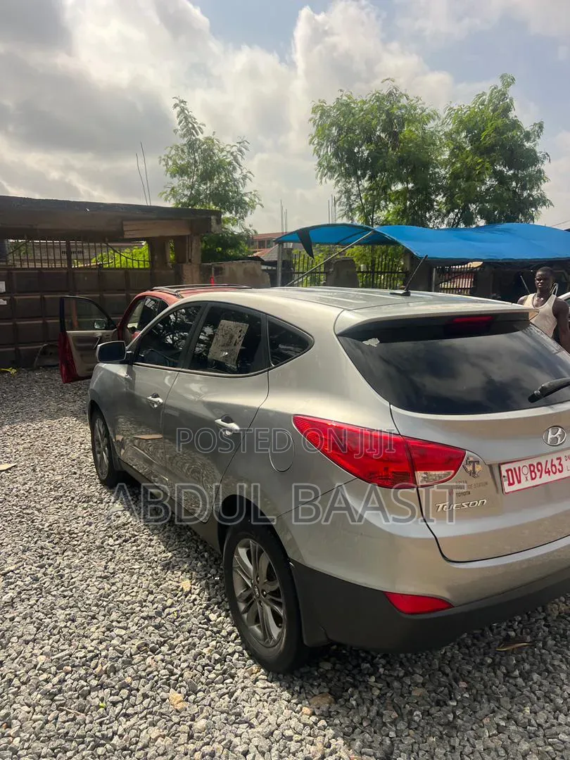 Hyundai Tucson Limited AWD 2015 Silver
