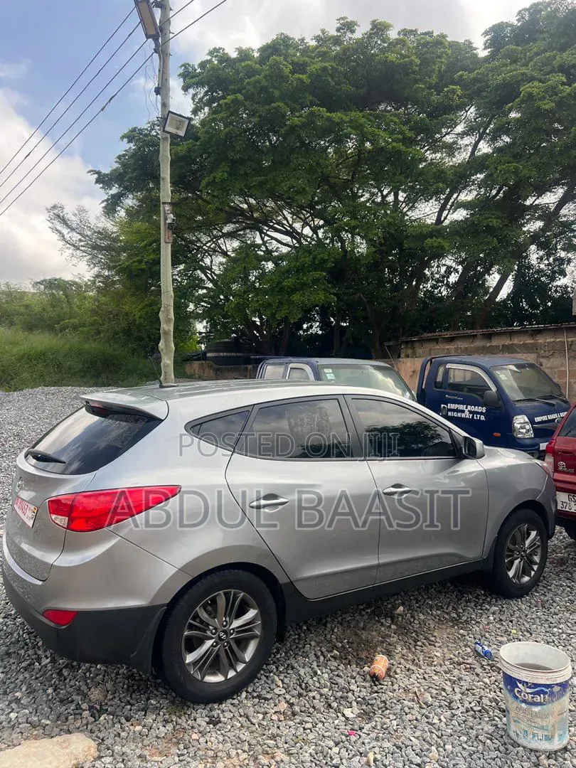 Hyundai Tucson Limited AWD 2015 Silver