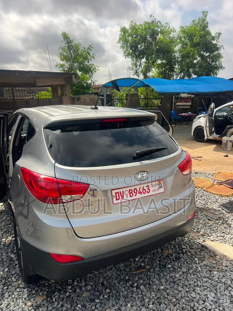 Hyundai Tucson Limited AWD 2015 Silver