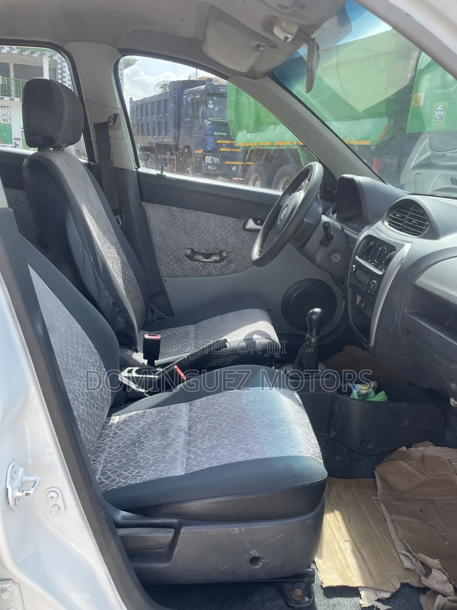 Suzuki Alto 2018 White