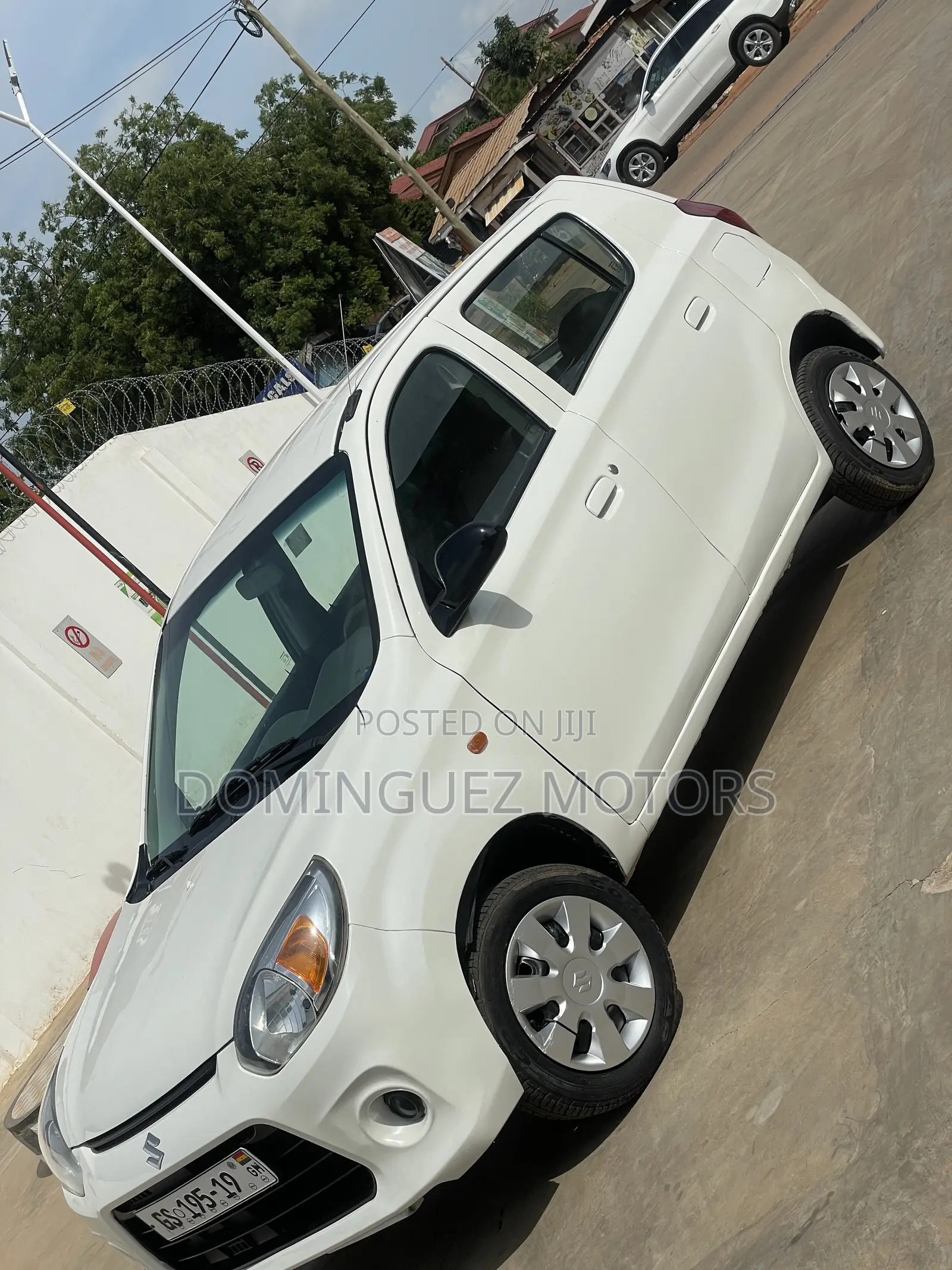 Suzuki Alto 2018 White