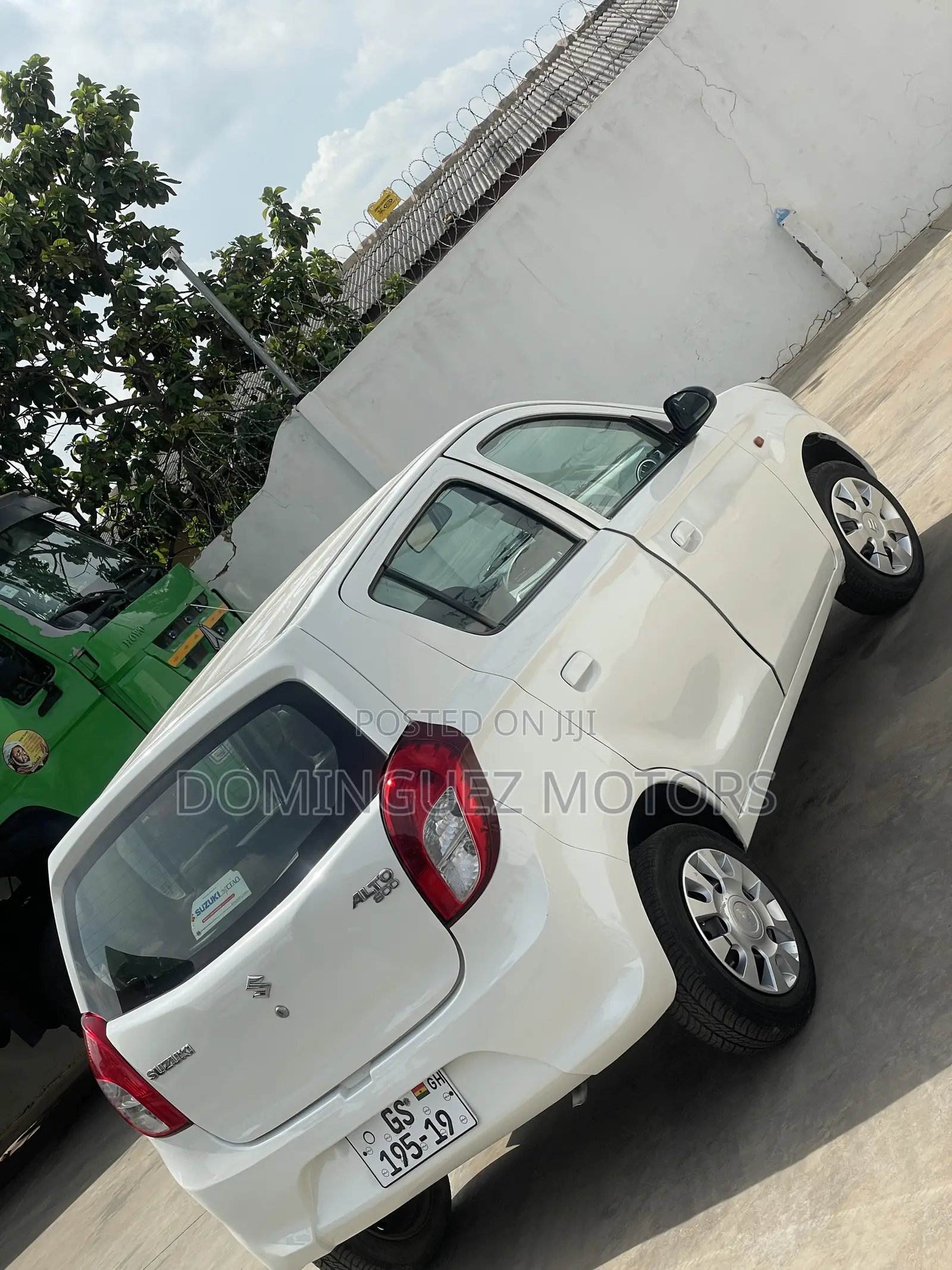 Suzuki Alto 2018 White