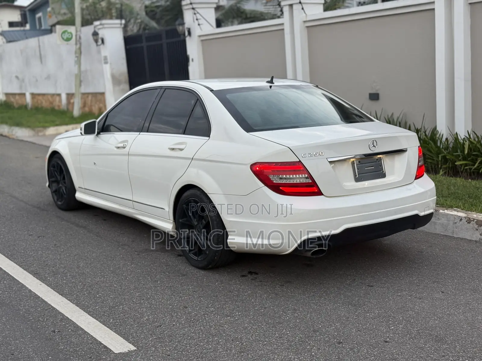 Mercedes-Benz C250 2013 White