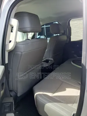 Toyota Tundra 2023 Silver