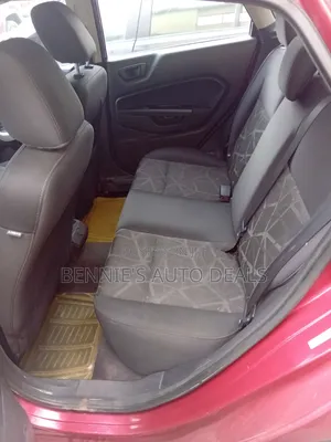 Ford Fiesta 2011 Red