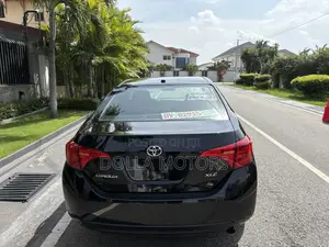 Toyota Corolla 2018 Black