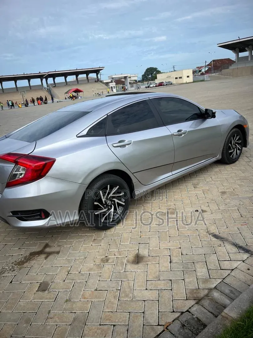 Honda Civic 2017 Silver