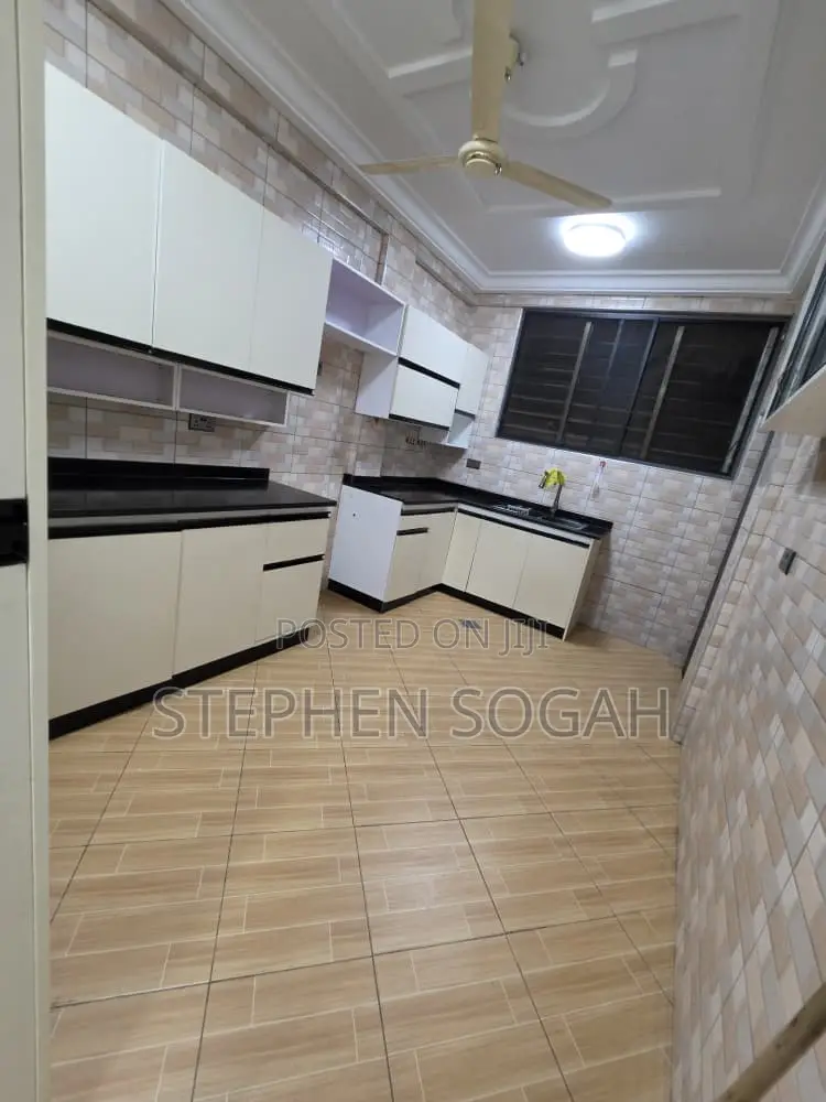 3bdrm Apartment in Sonic House, Ejisu-Juaben Municipal for rent