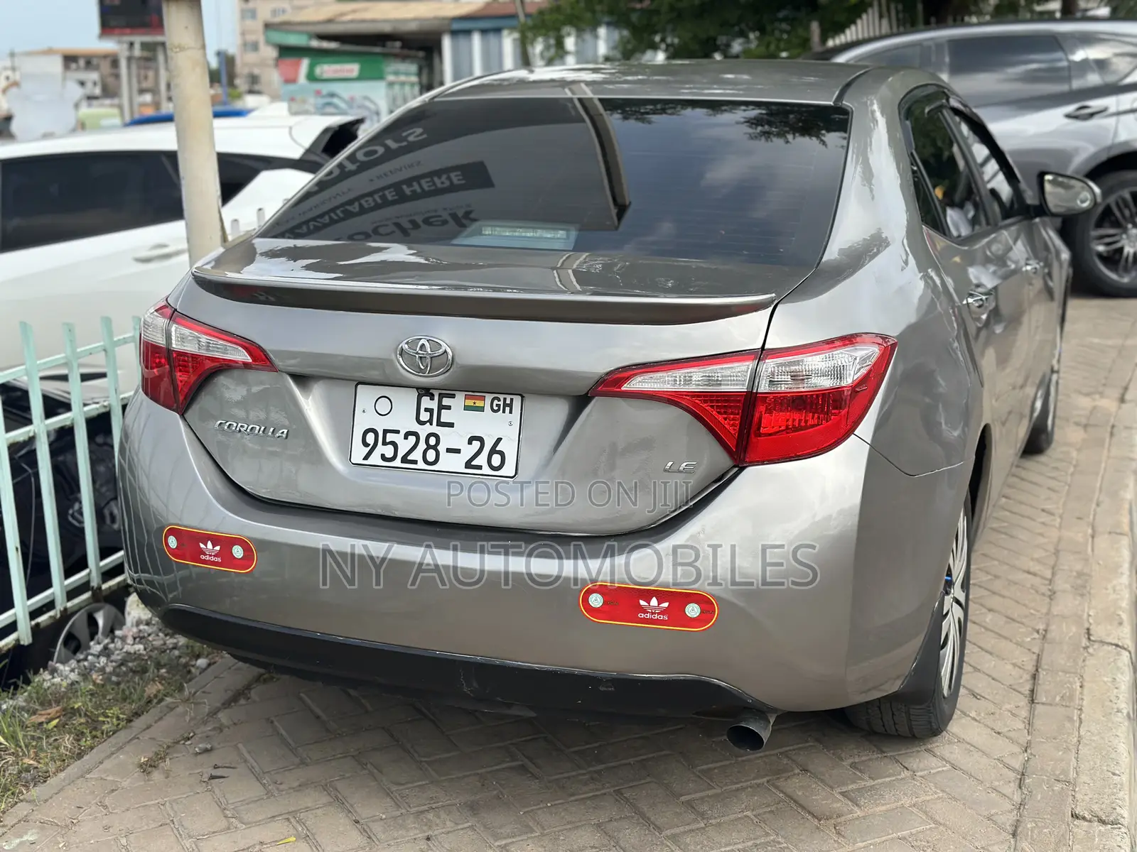 Toyota Corolla 2015 Brown