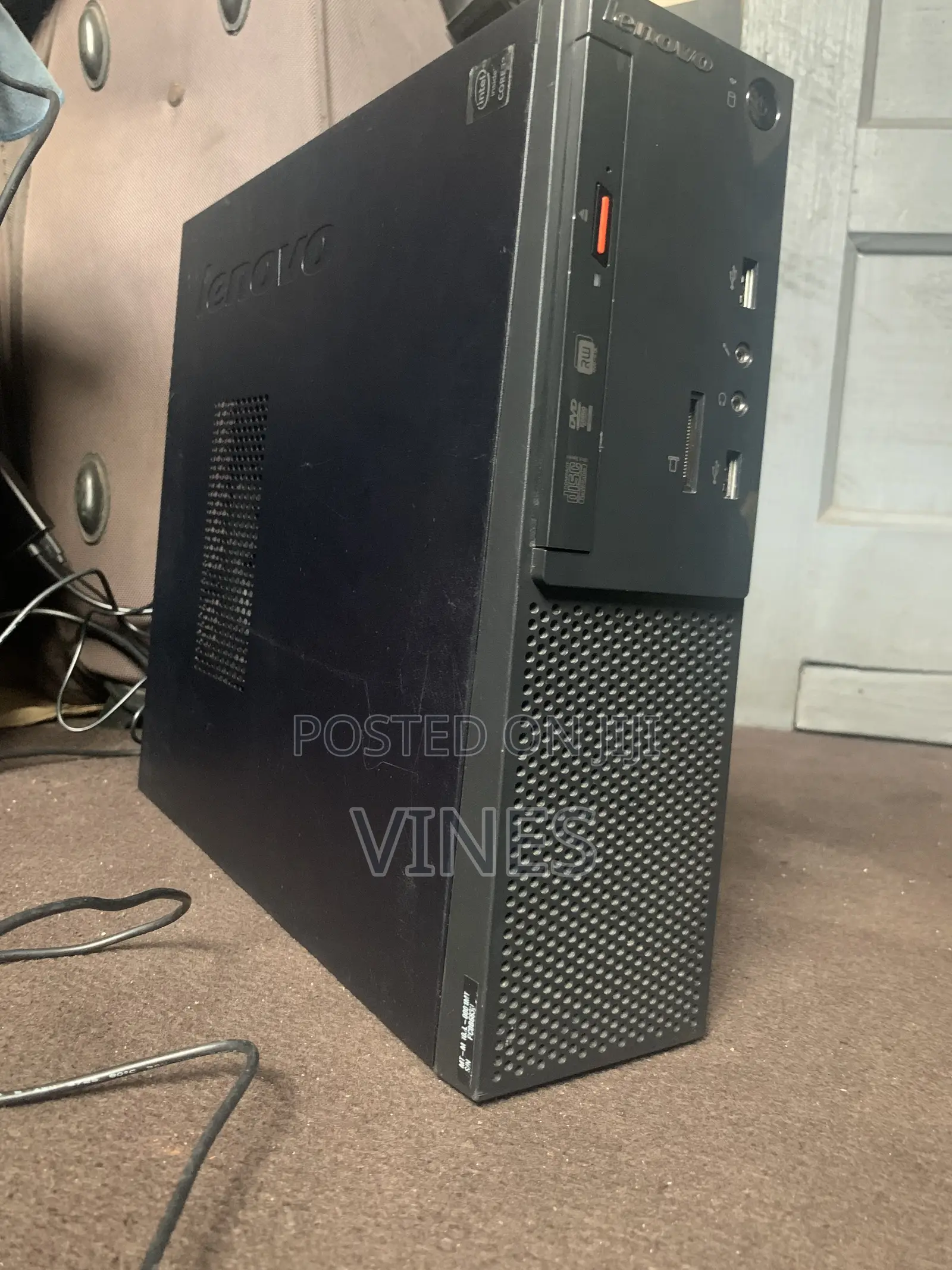 Desktop Computer Lenovo S500 SFF 4GB Intel Core i3 SSD 128GB