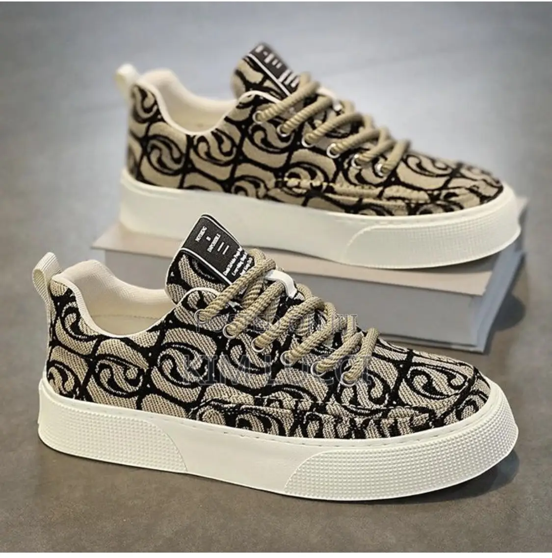 Unisex Sneakers