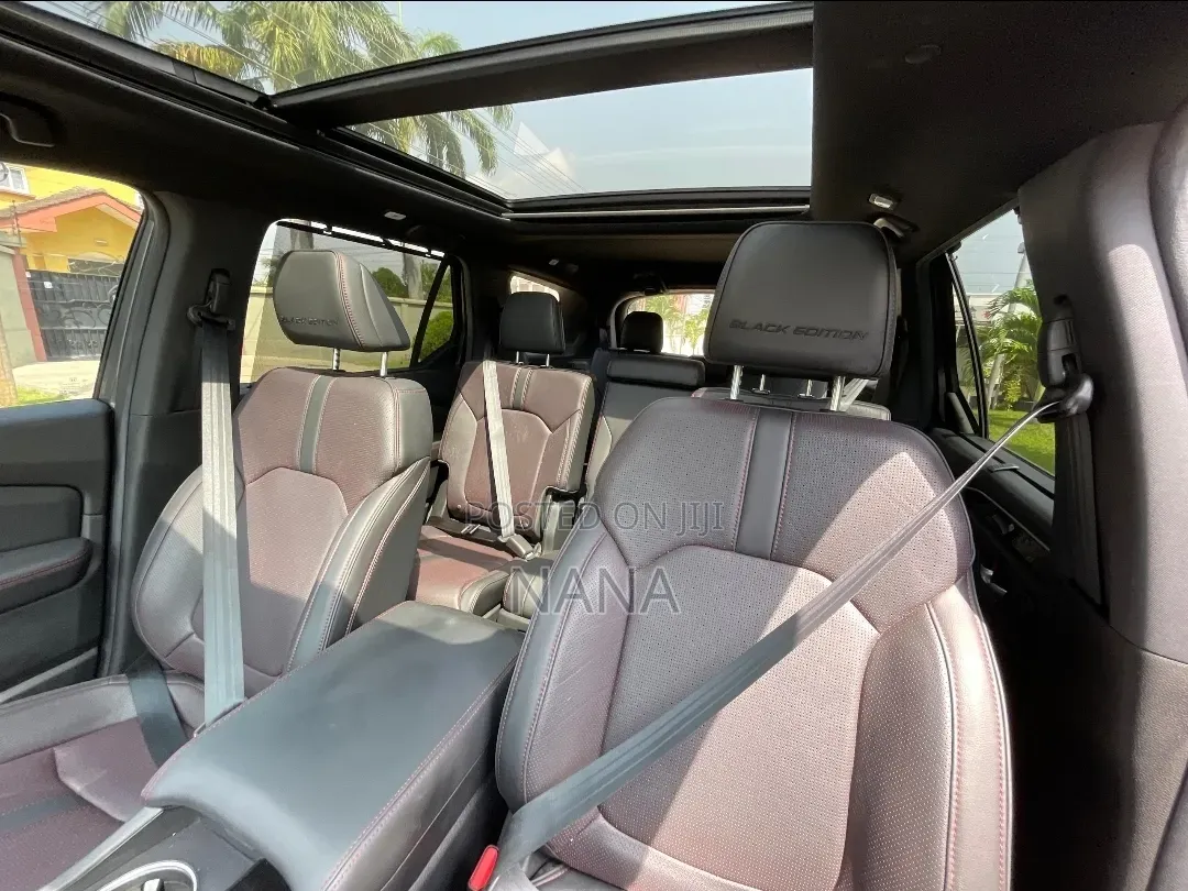 Honda Pilot Black Edition AWD 2025 Gray