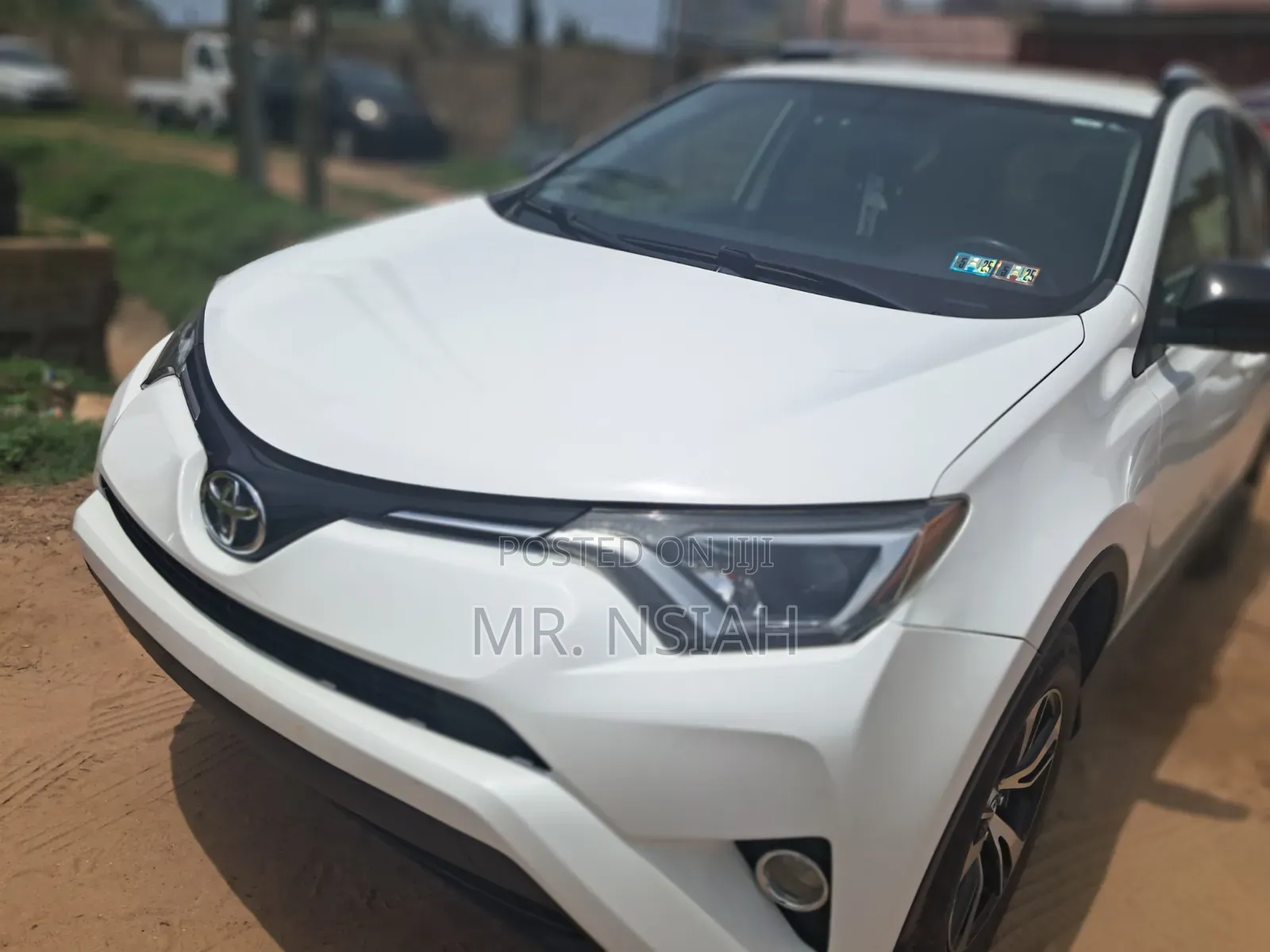 Toyota RAV4 LE AWD (2.5L 4cyl 6A) 2016 White