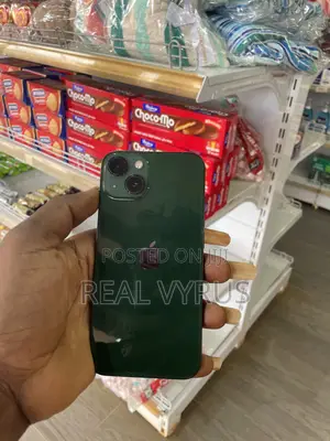 Apple iPhone 13 128 GB Green