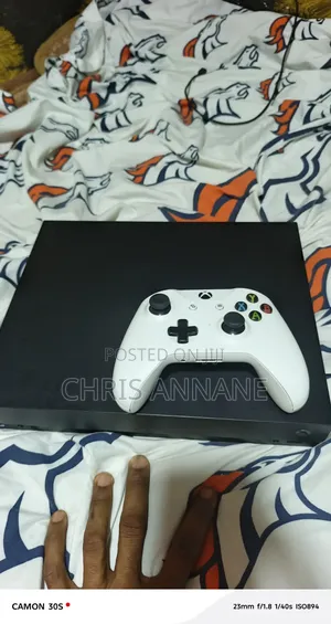 Xbox One X