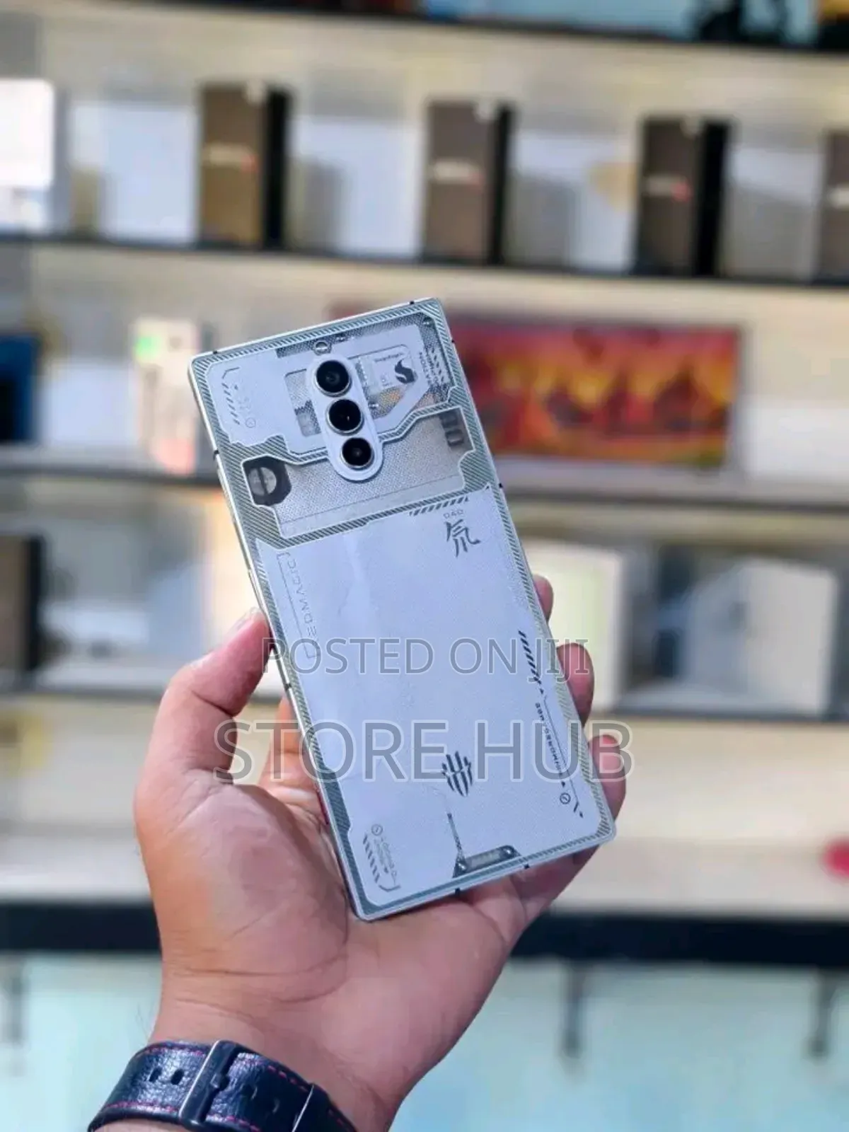 New ZTE nubia RedMagic 8 Pro 256 GB Silver