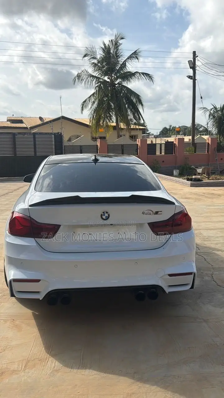 BMW M4 2017 White