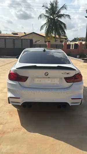 BMW M4 2017 White