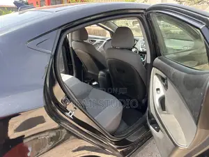 Hyundai Elantra Limited 4dr Sedan (1.8L 4cyl 6A) 2014 Black