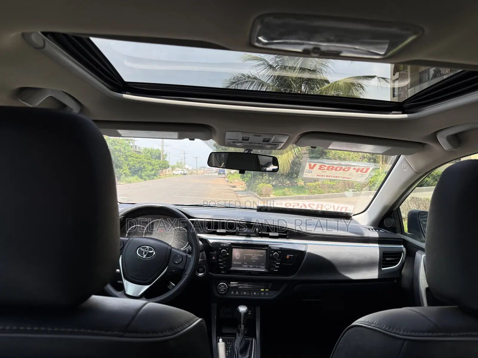 Toyota Corolla LE ECO Premium (1.8L 4cyl CVT) 2016 Silver