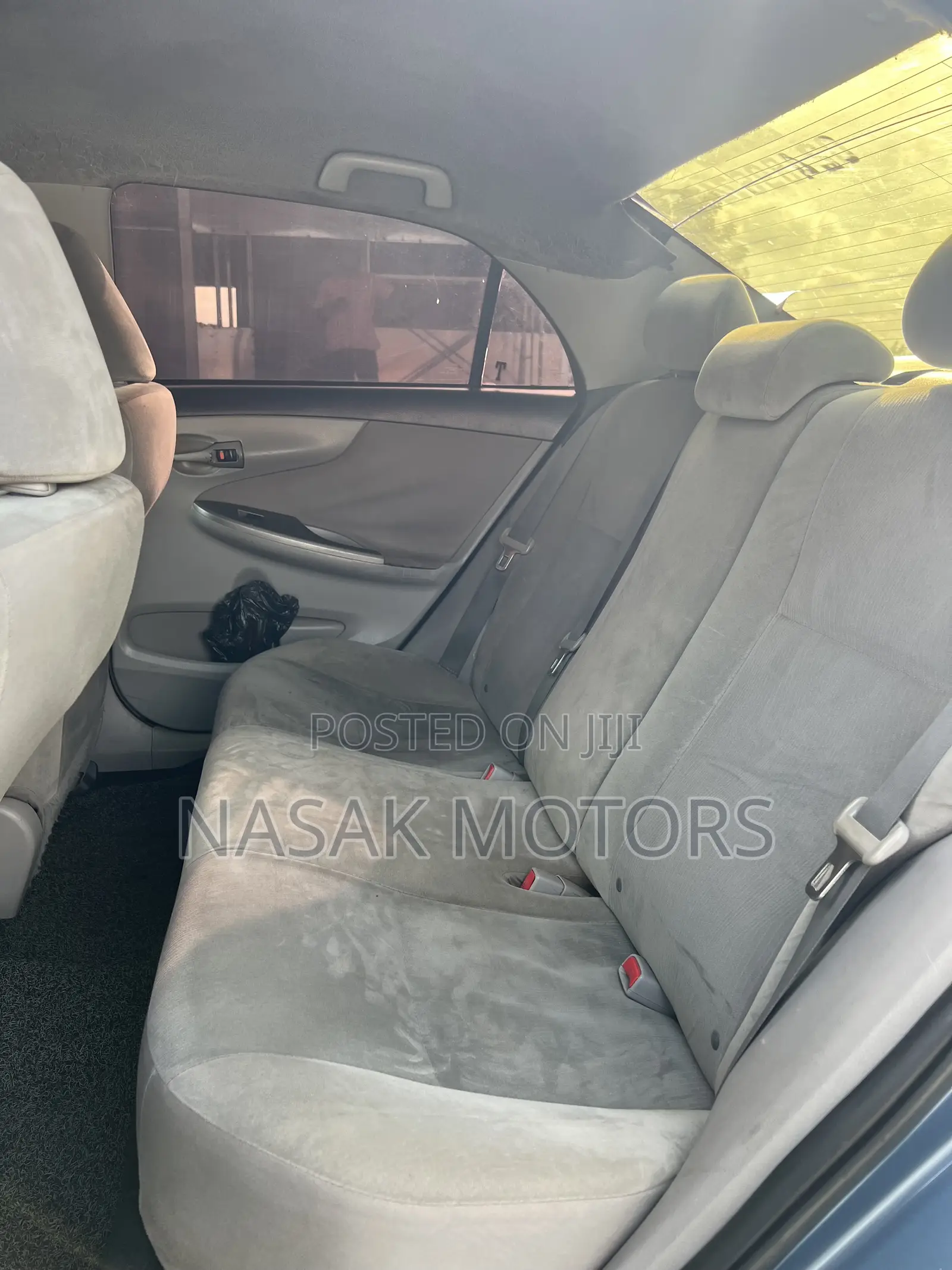 Toyota Corolla LE 4dr Sedan (1.8L 4cyl 4A) 2013 Blue
