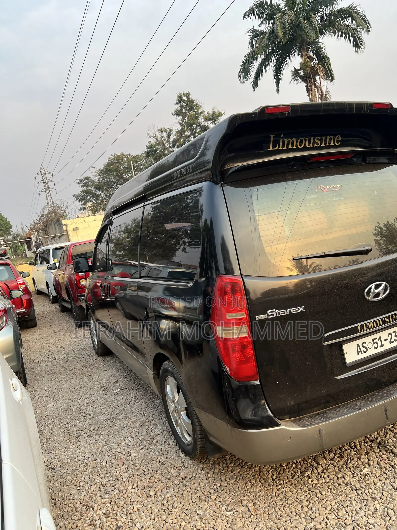 Hyundai H200 2012 Black