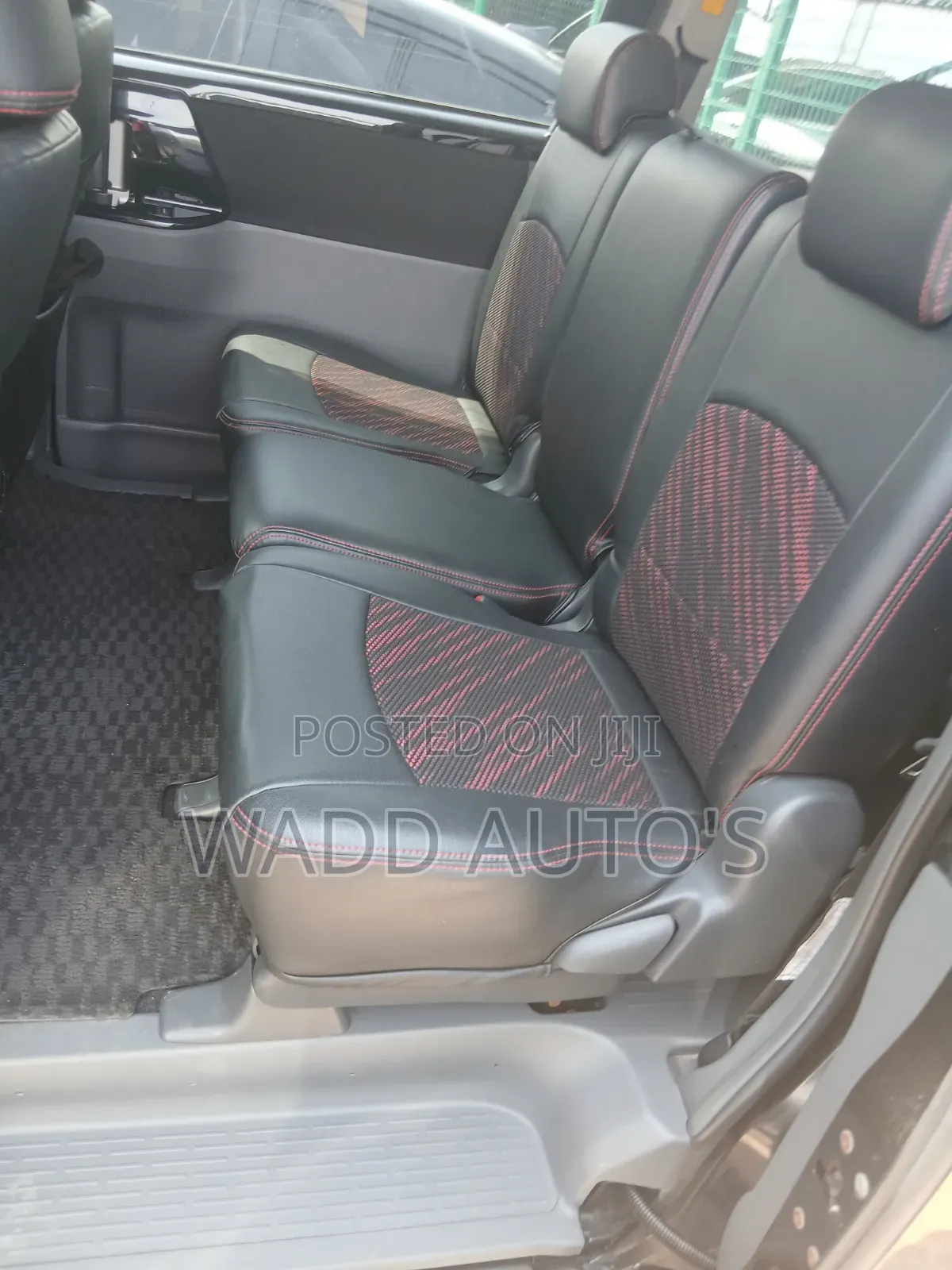 Toyota Voxy SV Premium 2014 Black