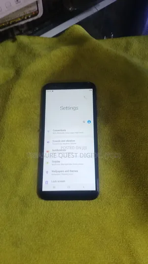 Samsung Galaxy J4 Plus 32 GB Black