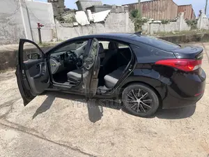 Hyundai Elantra Limited 4dr Sedan (1.8L 4cyl 6A) 2014 Black