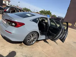Honda Civic Touring CVT 2023