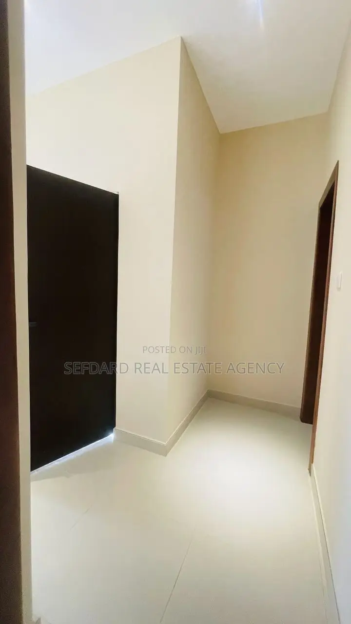 3bdrm House in Sefdard Properties, Pokuase for sale